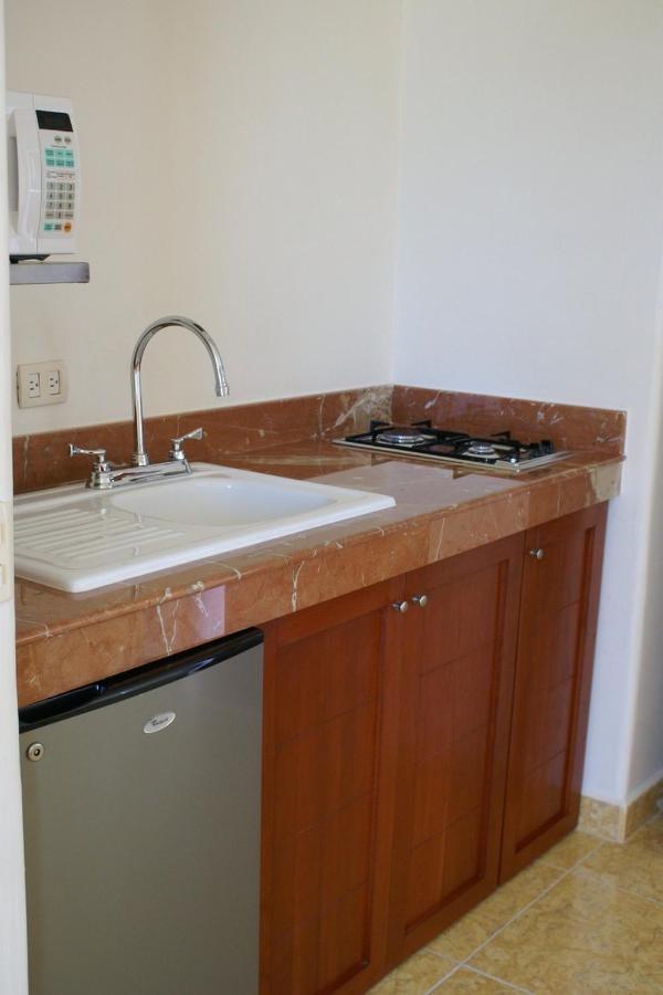 Suites Riviera Cancún Eksteriør bilde
