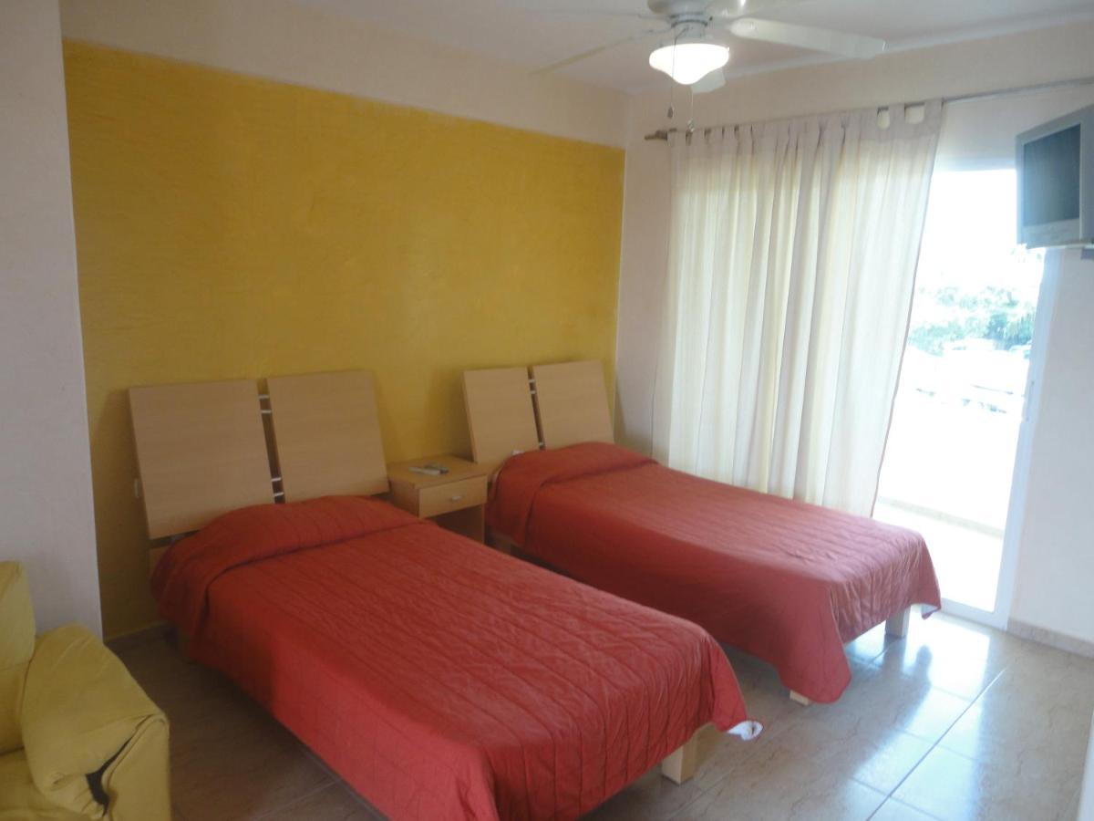 Suites Riviera Cancún Eksteriør bilde